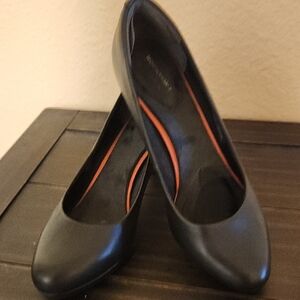 Black Women's Pumps